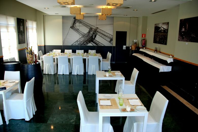 Gran Hotel Puente Colgante