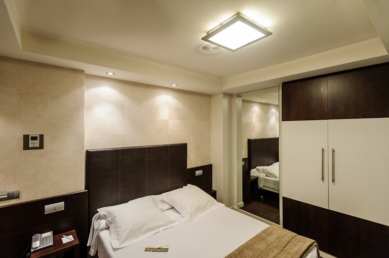 San Carlos Delicatessen Hotel