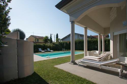 Villa Versilia Sains Souci
