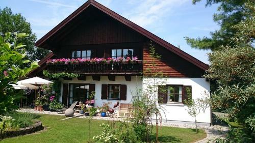 Apartment Haus Merlin Am B�ckelsberg