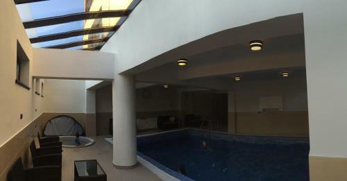 Hostal Pensiunea Royal Spa