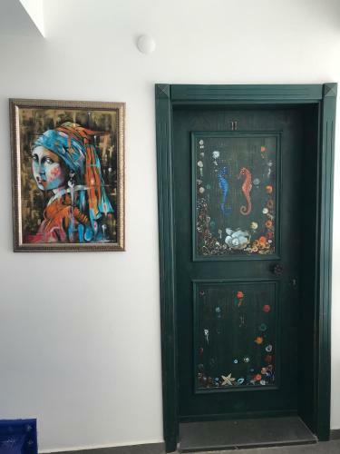 Bahama Art Hotel