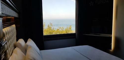 Funda Hotel