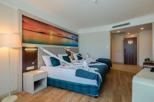 Lumos Deluxe Resort Hotel & Spa