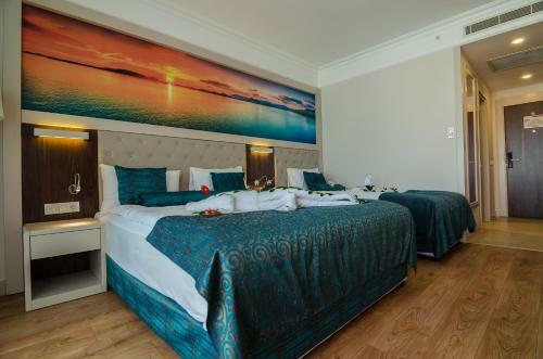 Lumos Deluxe Resort Hotel & Spa