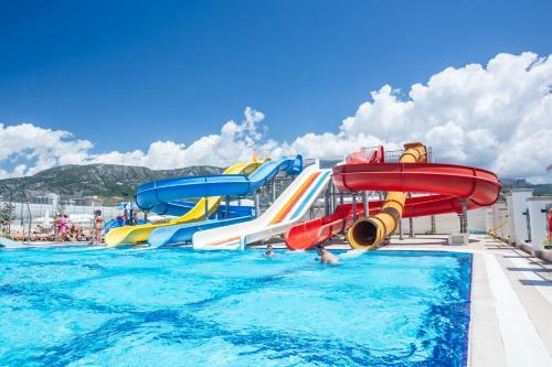 Lumos Deluxe Resort Hotel & Spa