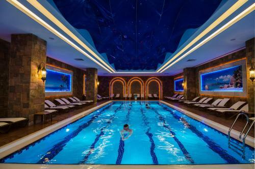Lumos Deluxe Resort Hotel & Spa
