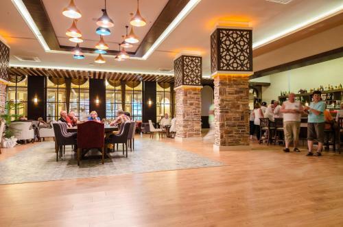 Lumos Deluxe Resort Hotel & Spa