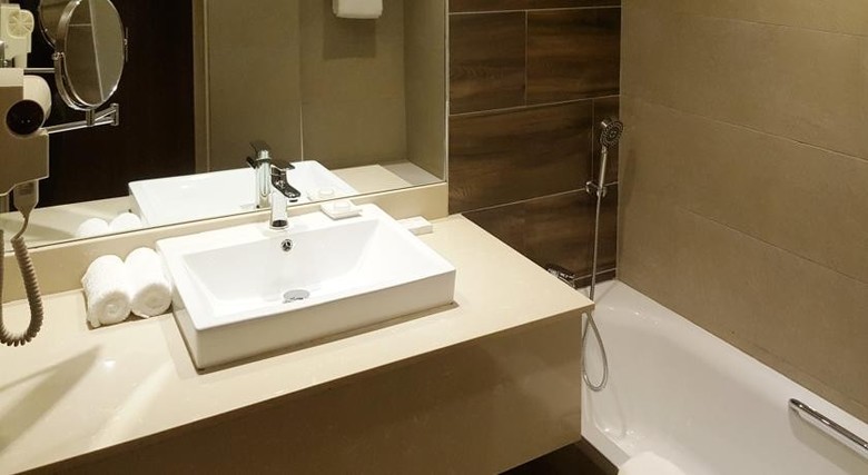 Amber Hotel