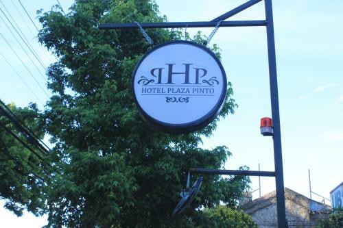 Hotel Plaza Pinto