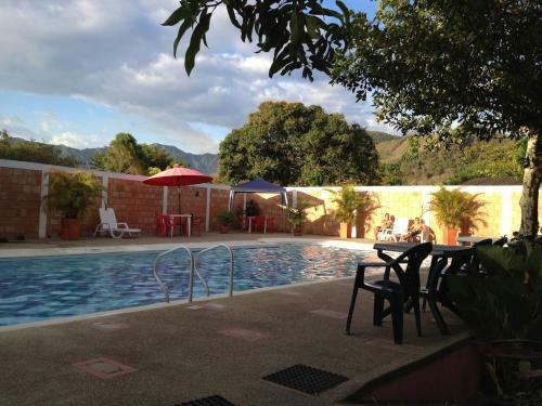 Hotel Dosis Verde