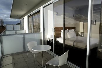 Cosmopolitan Hotel