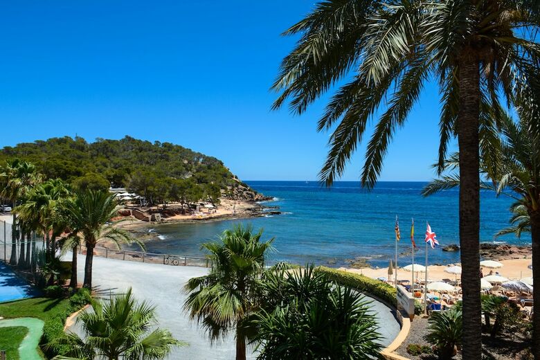 Hotel Catalonia Ses Estaques- Adults Only