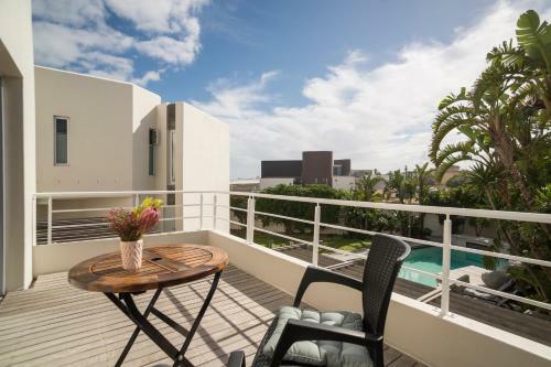 Hostal Ocean 12 Guesthouse