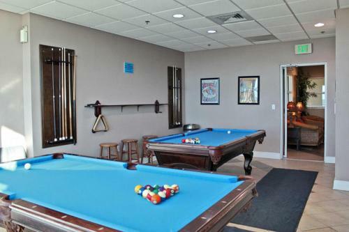 Apartamento Crystal Shores West 605