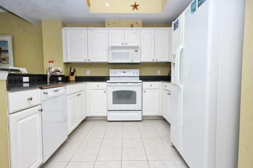 Apartamento Crystal Shores West 605