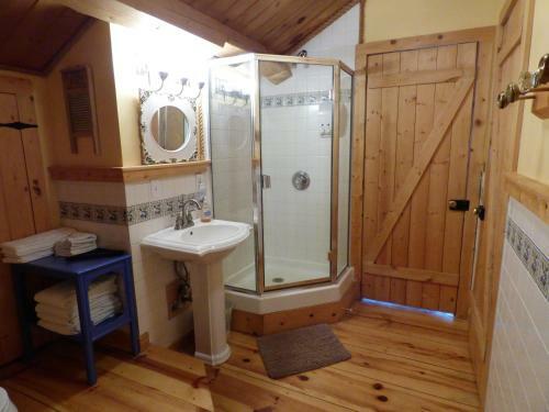 Bed & Breakfast Juneberry Lodge