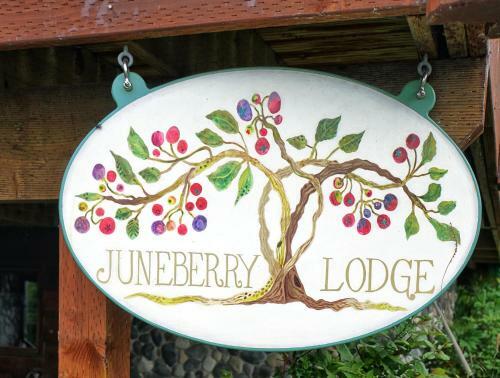 Bed & Breakfast Juneberry Lodge
