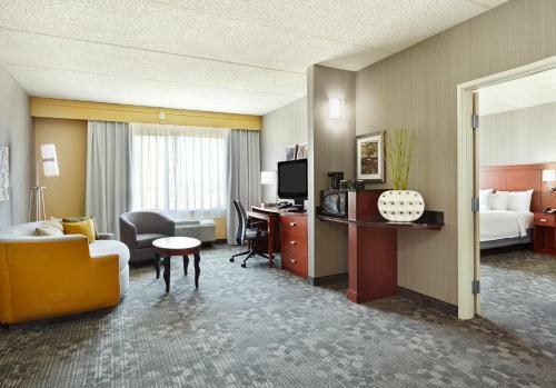 Hotel Courtyard Phoenix North / Happy Valley