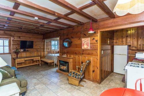 Lodge Apple Creek Cottages