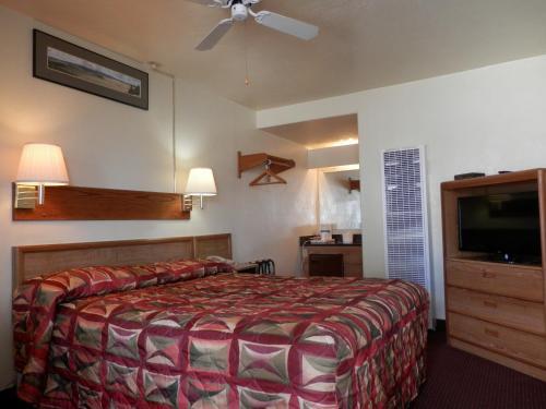 Kiva Motel