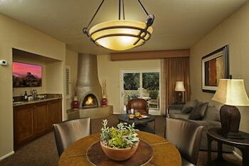 Hotel Scottsdale Plaza Resort
