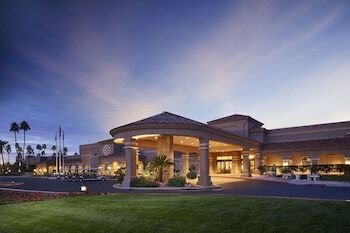 Hotel Scottsdale Plaza Resort
