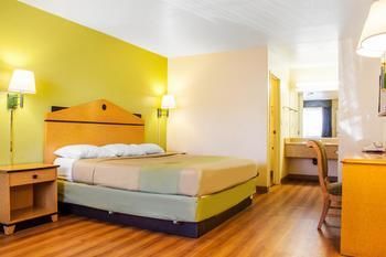 Motel 6 Tempe- Asu
