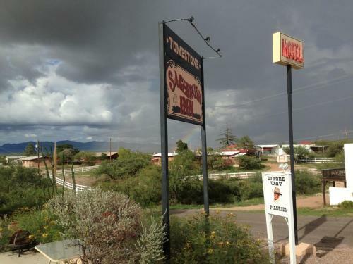 Motel Sagebrush Inn