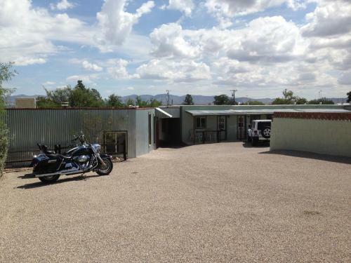 Motel Sagebrush Inn
