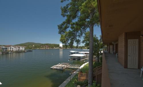 Posada Country Inn Lake Resort