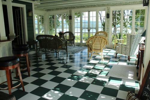 Chalet De L Auberge Sur La Cote