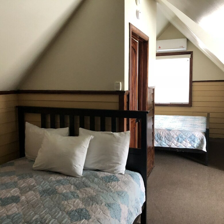 Hotel Bear Creek Resort