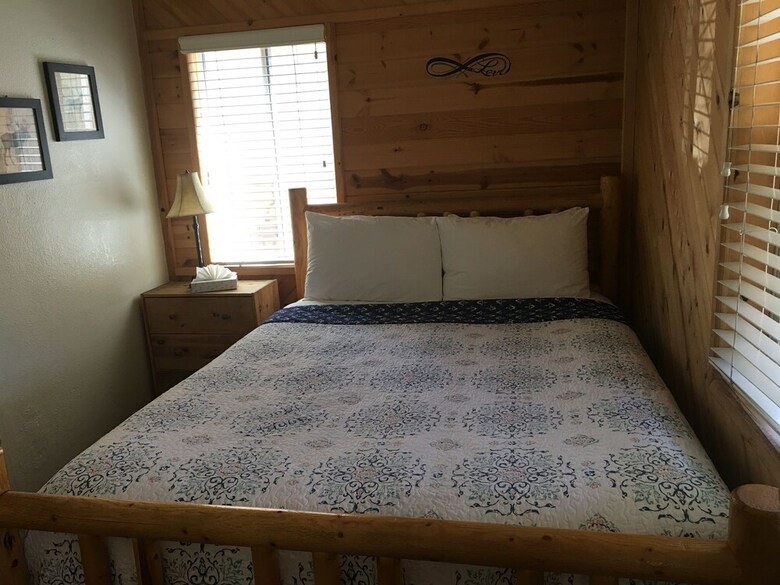 Hotel Bear Creek Resort
