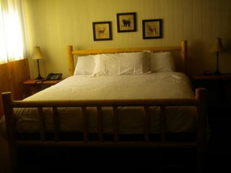 Hotel Bear Creek Resort