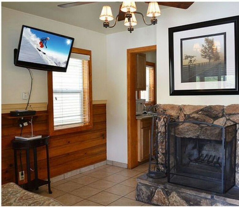Hotel Bear Creek Resort