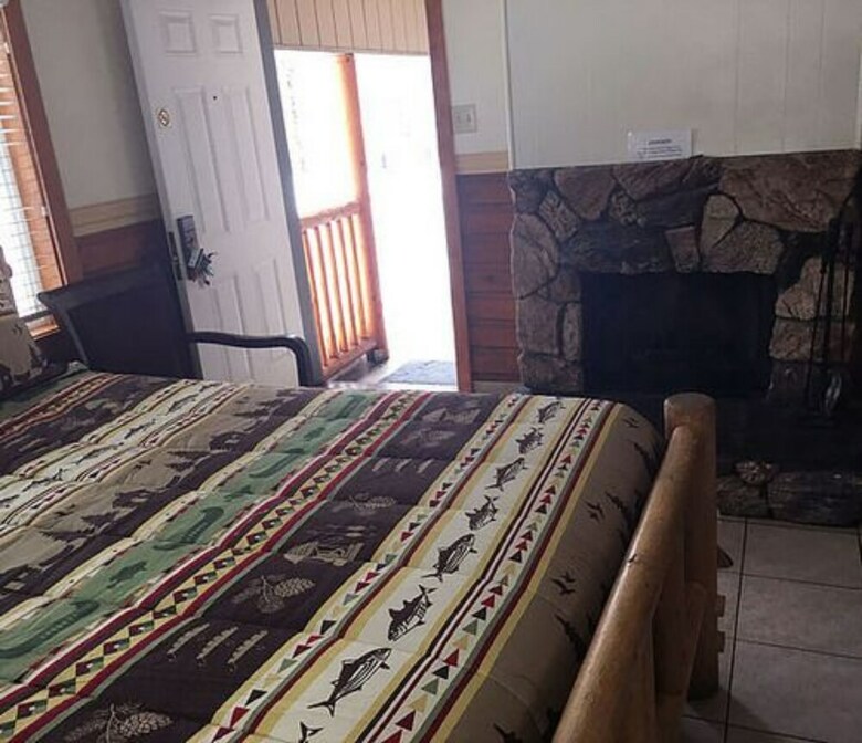 Hotel Bear Creek Resort