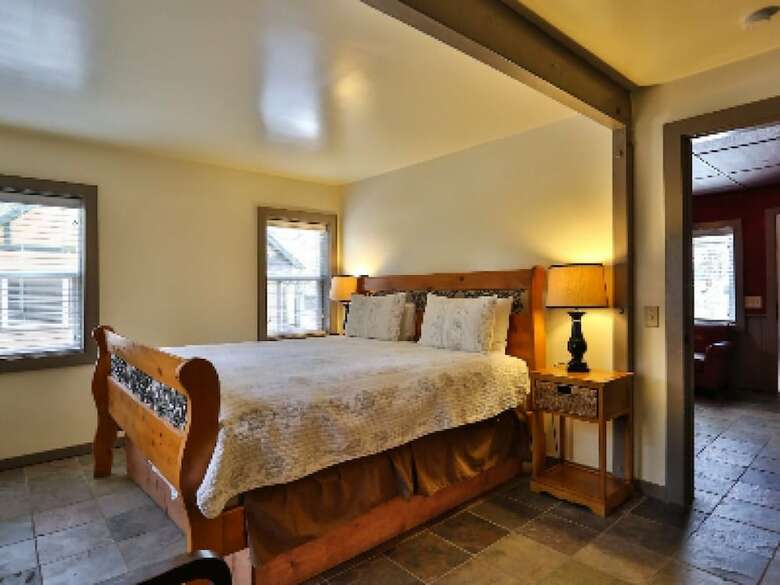 Hotel Bear Creek Resort