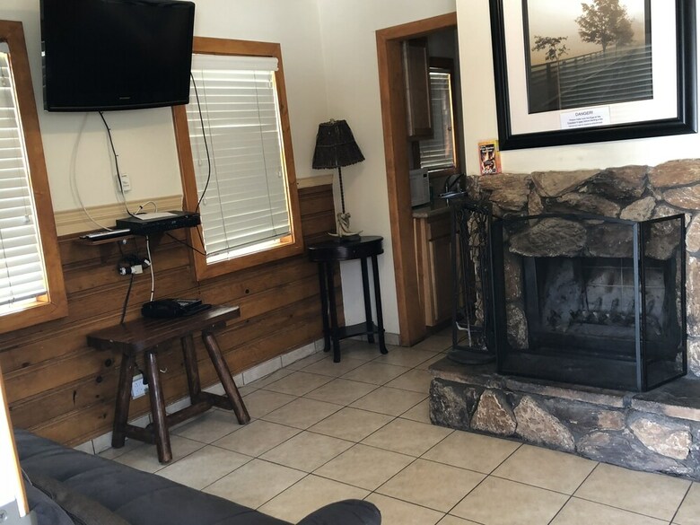 Hotel Bear Creek Resort