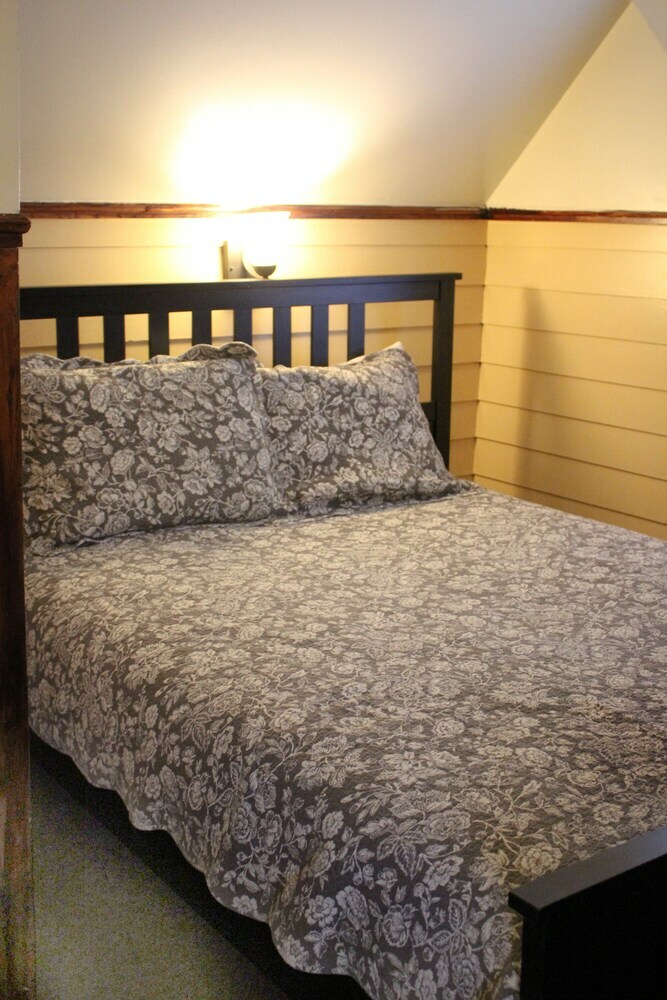 Hotel Bear Creek Resort
