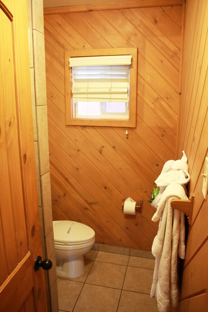 Hotel Bear Creek Resort
