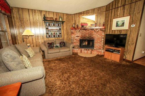 Cedar Pines #1529