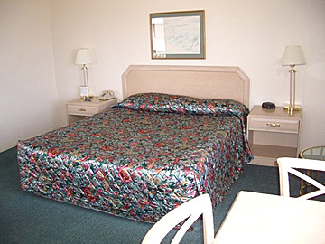 Hotel Courtesy Inn