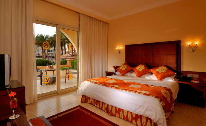 Tropicana Azure Club Hotel