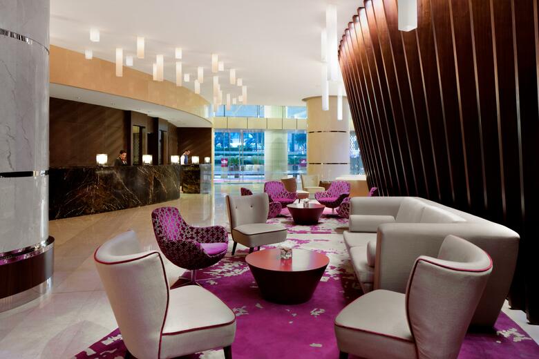 Hotel Crowne Plaza Festival City