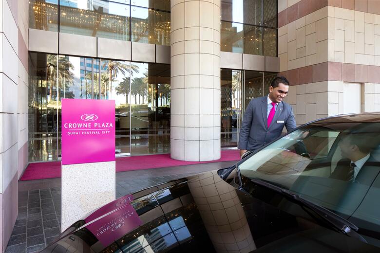 Hotel Crowne Plaza Festival City