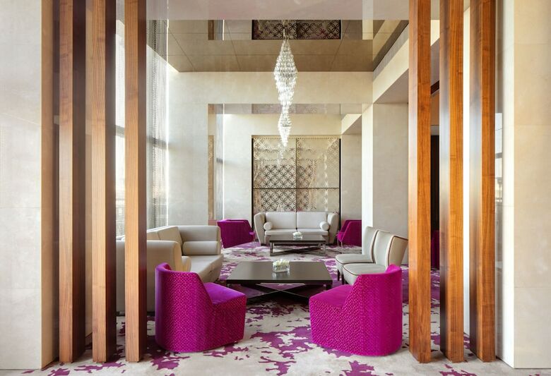 Hotel Crowne Plaza Festival City
