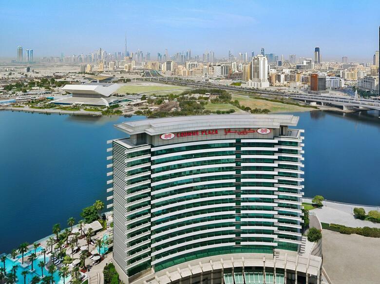 Hotel Crowne Plaza Festival City