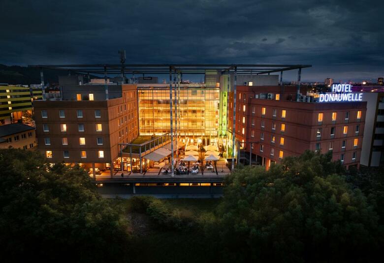 Trans World Hotel Donauwelle
