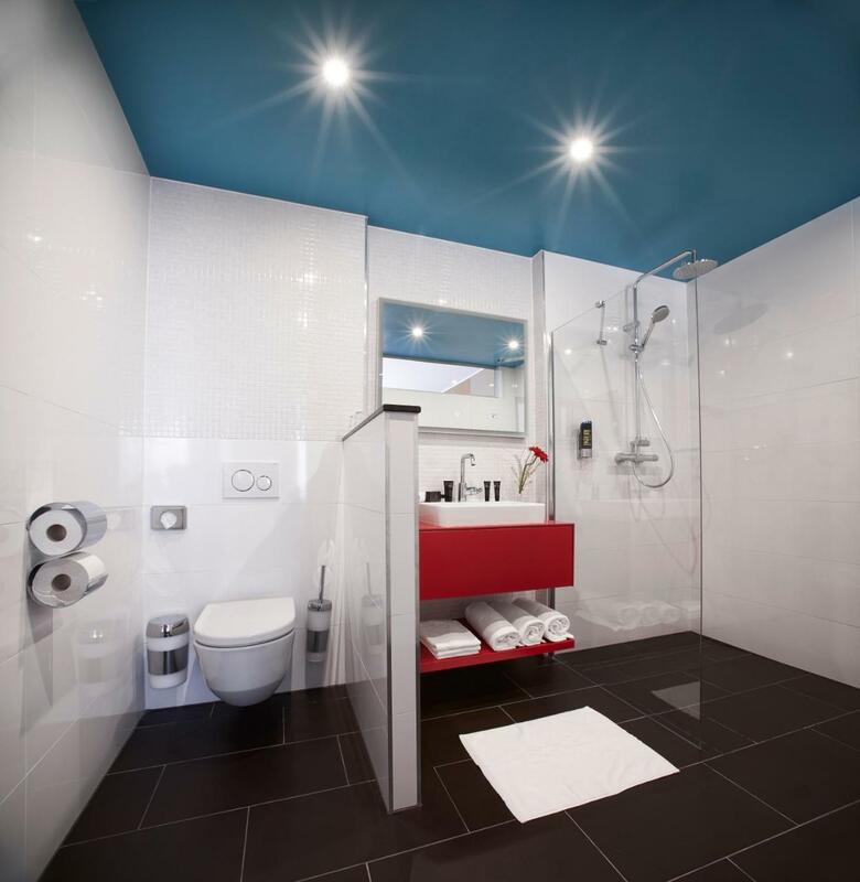 Trans World Hotel Donauwelle